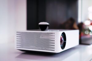 Read more about the article How to choose a projector?