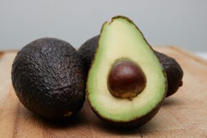 Read more about the article What is avocado? What are the benefits of avocados for human health?