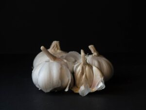 Read more about the article How to grow garlic at home?