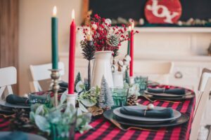 Read more about the article Crafting a Culinary Wonderland: Your Ultimate Christmas Table Menu Guide